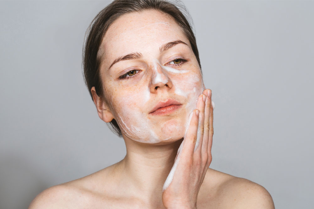 5 bad habits that lead to poor skin