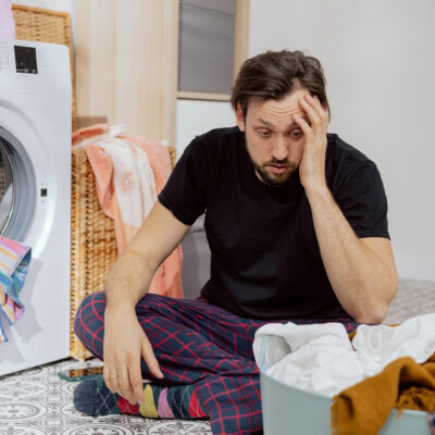 5 common mistakes to avoid while doing laundry